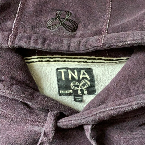 Aritzia TNA Ladies Hoodie. - Picture 2 of 4